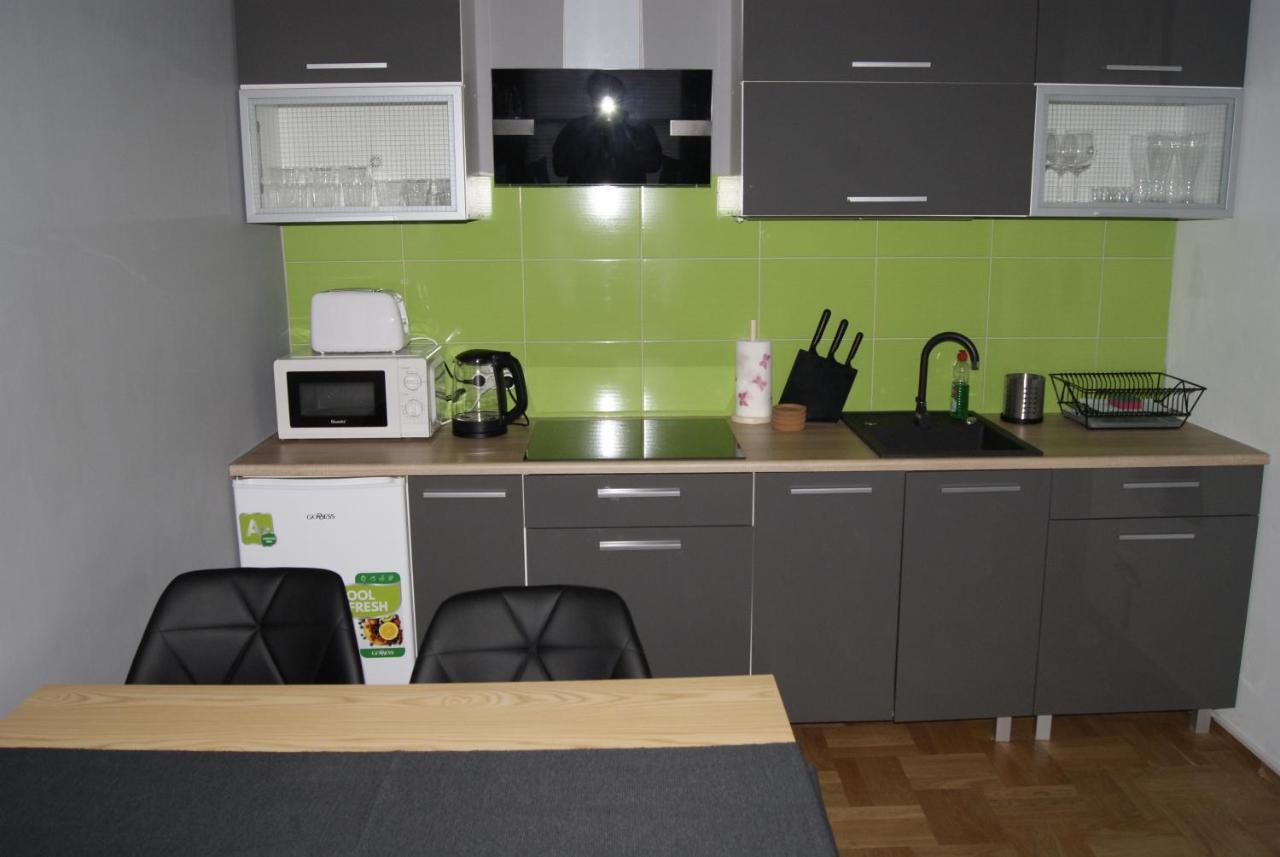 Under Castle Apartment Warsaw Exterior photo
